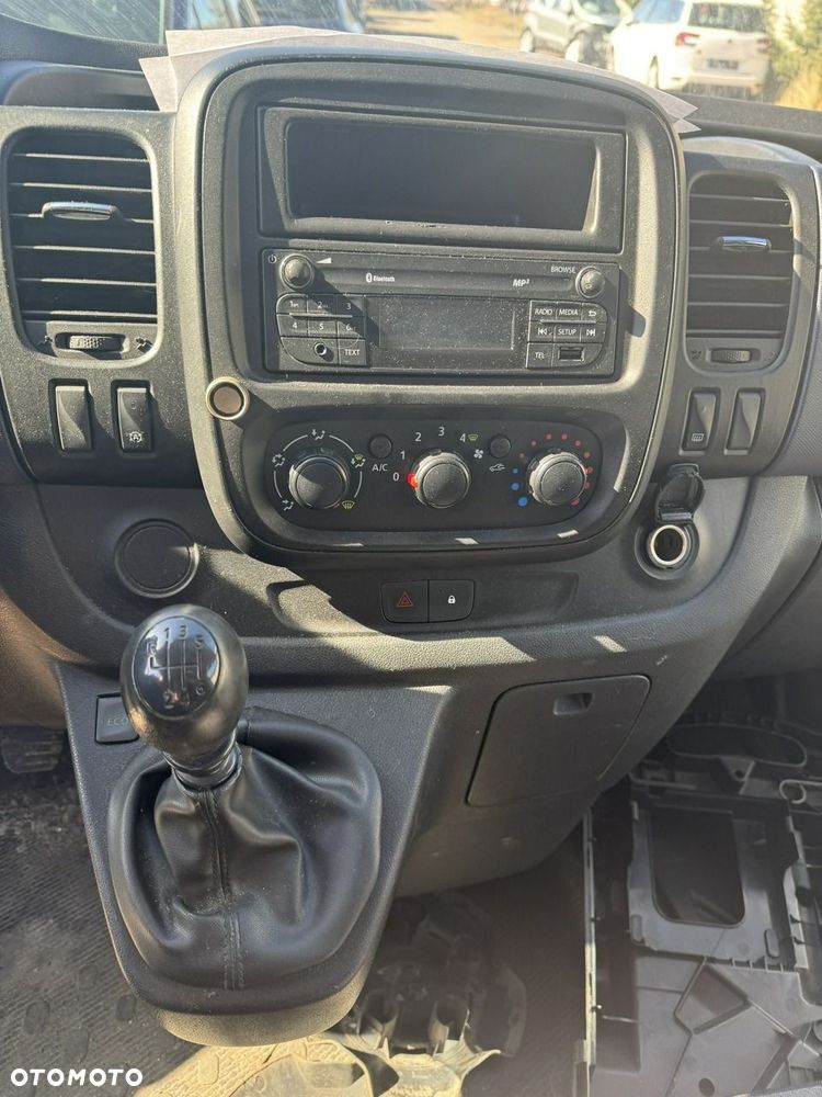 Opel Vivaro - 9