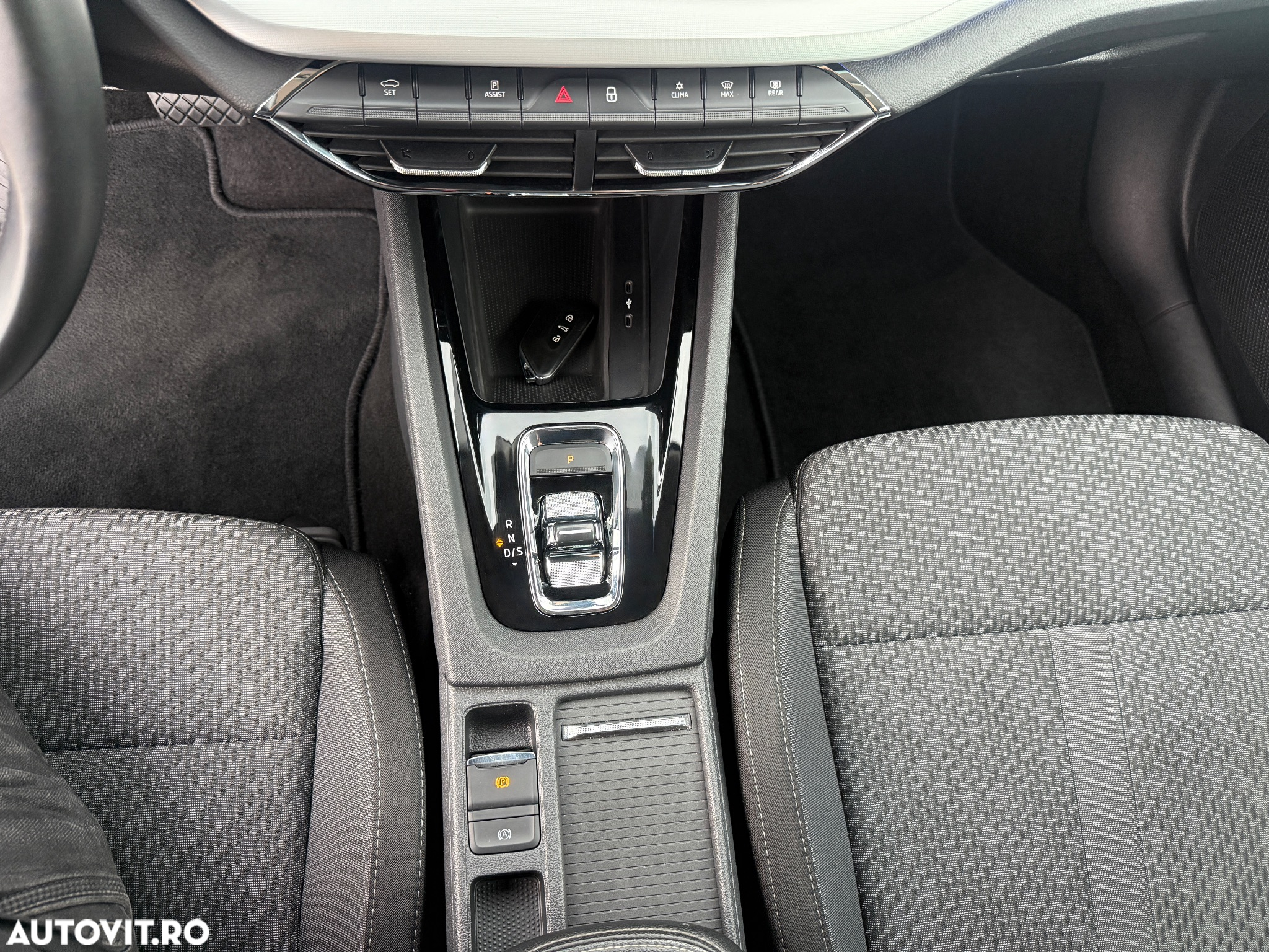 Skoda Octavia 2.0 TDI 150 CP DSG Sportline - 23