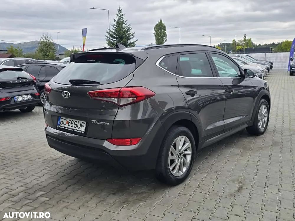 Hyundai Tucson - 4