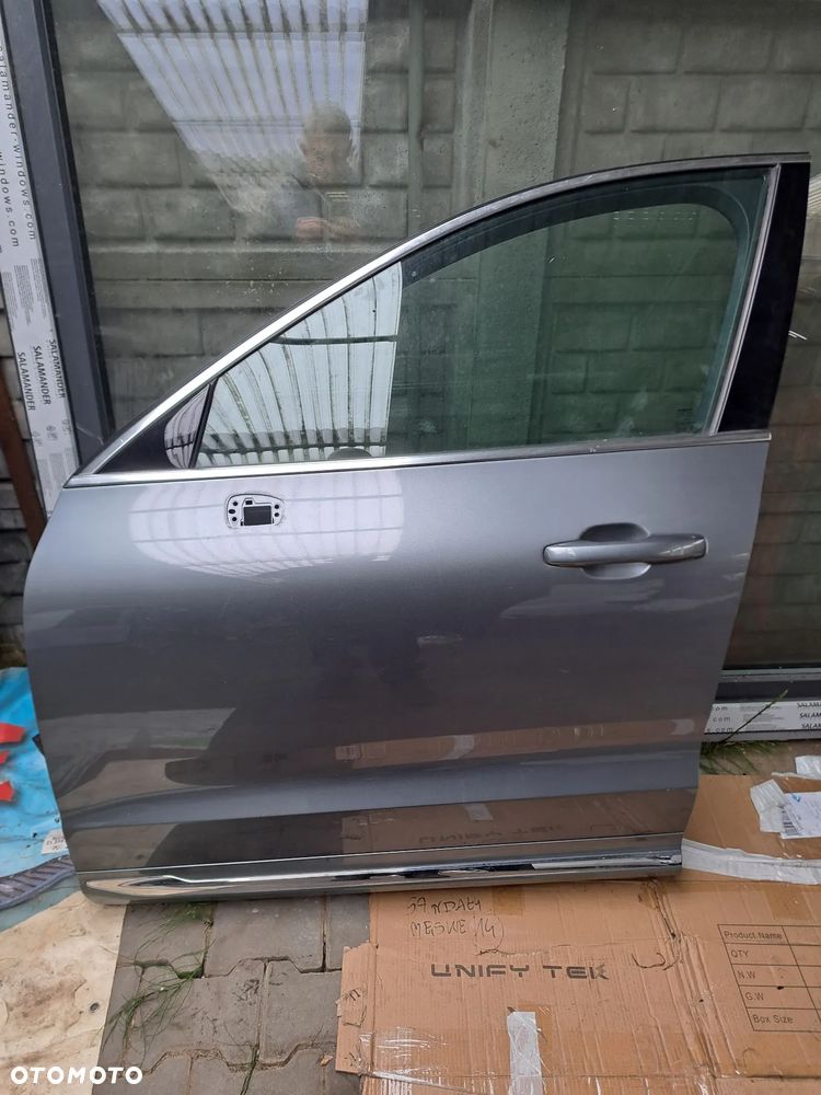 VOLVO XC60 II DRZWI LEWE PRZÓD KOD LAKIERU 714 - 1