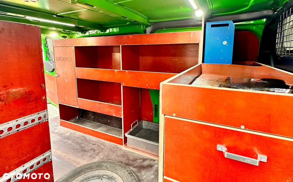 Ford TRANSIT CUSTOM - 33