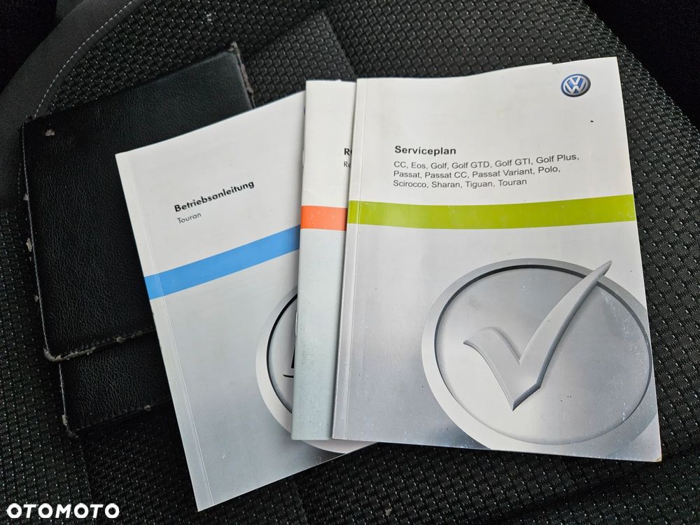 Volkswagen Touran 1.6 TDI DPF BlueMotion Technology Comfortline - 27