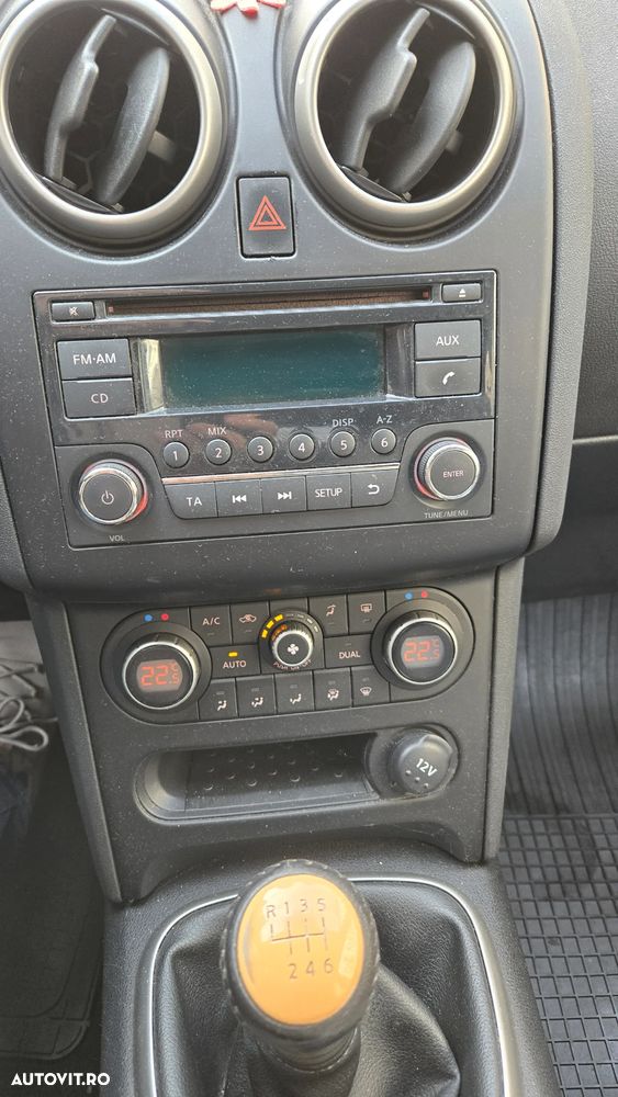 Nissan Qashqai+2 - 10