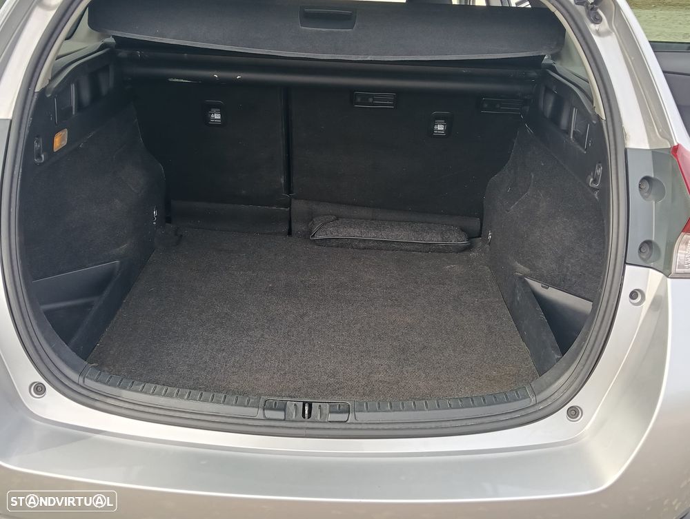 Toyota Auris Touring Sports 1.4 D-4D Comfort+Pack Sport - 5