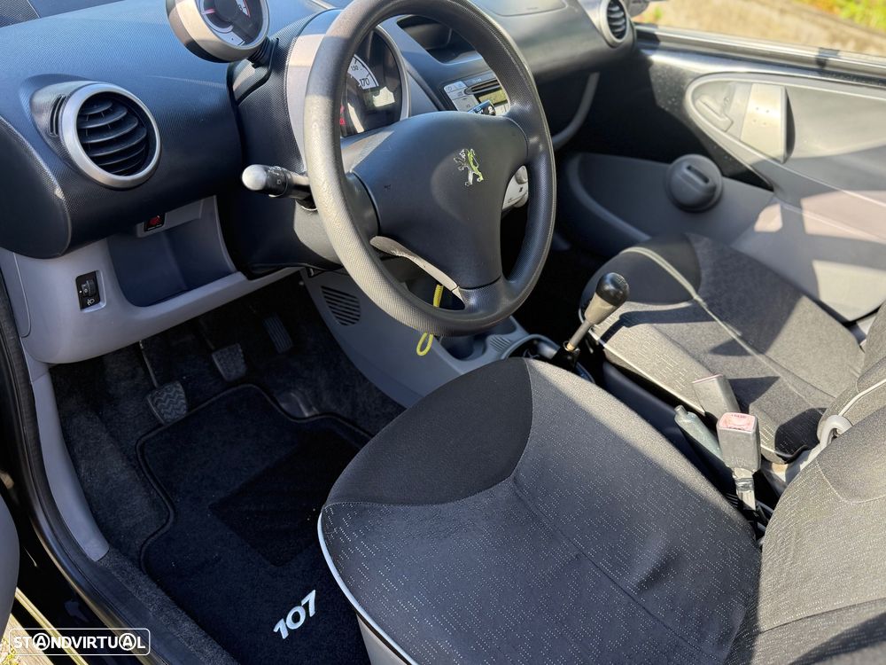 Peugeot 107 1.0 Black&Silver - 6