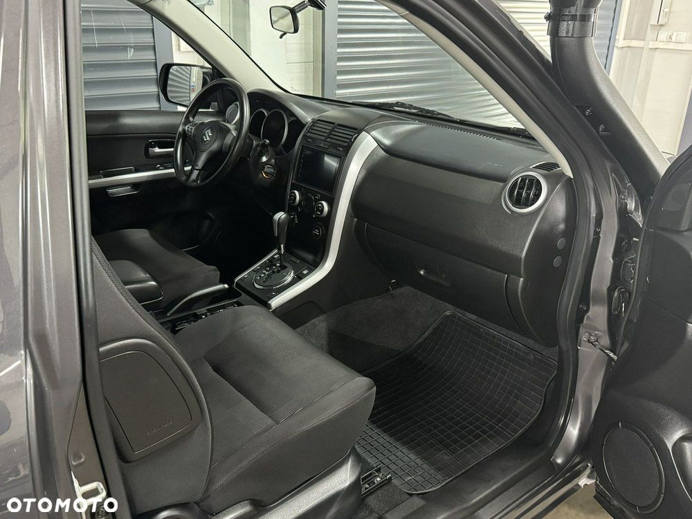 Suzuki Grand Vitara - 13