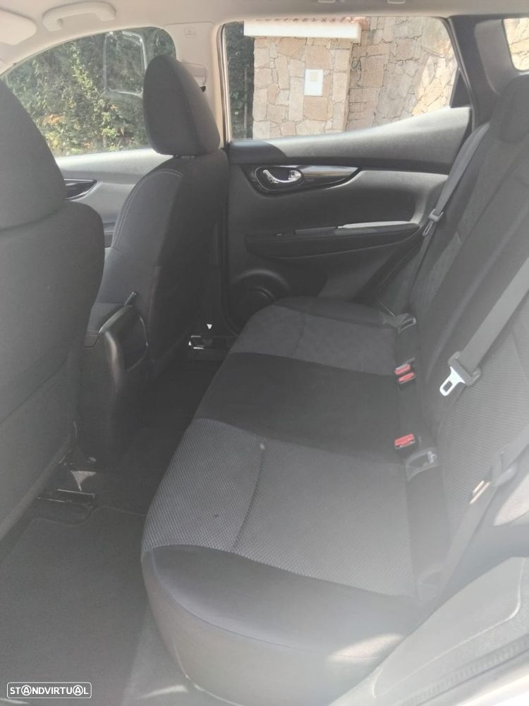 Nissan Qashqai 1.5 dCi Tekna - 9