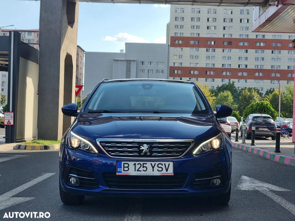 Peugeot 308 SW 1.2 L PureTech Turbo S&S Allure - 2