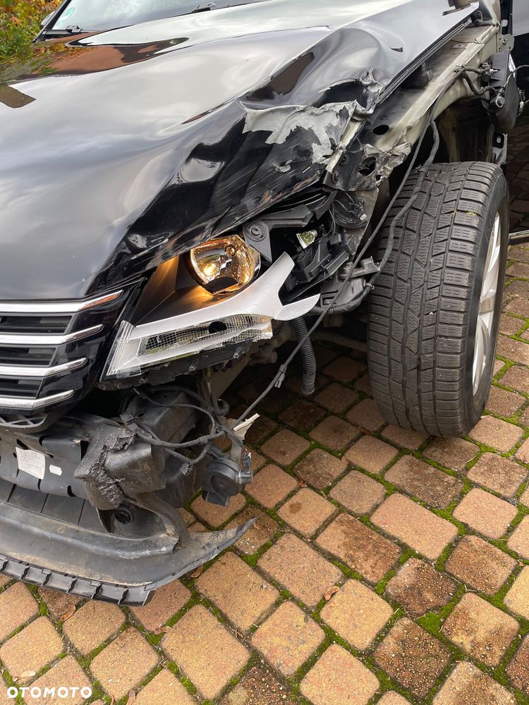 Volkswagen Passat Variant 2.0 TDI BlueMotion Technology DPF Comfortline - 22