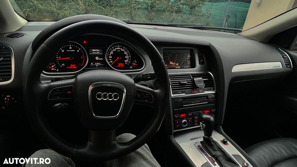Audi Q7 - 7