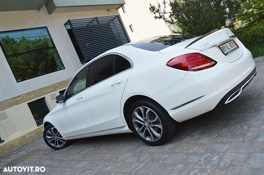 Mercedes-Benz C 220 (BlueTEC) d 7G-TRONIC Avantgarde - 7