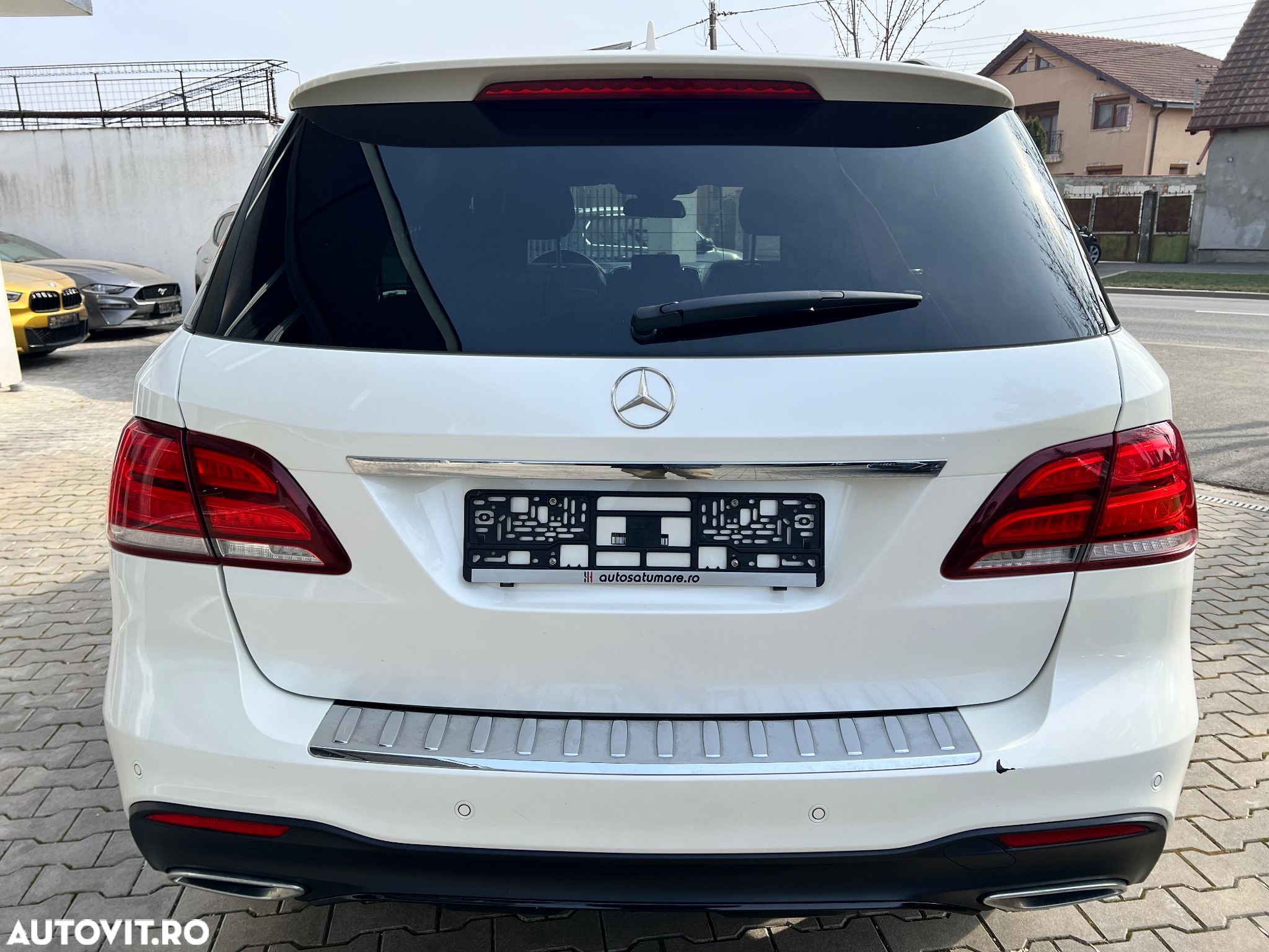 Mercedes-Benz GLE 350 d 4Matic 9G-TRONIC AMG Line - 6