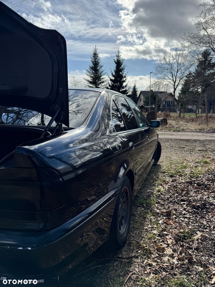BMW Seria 5 520i - 20