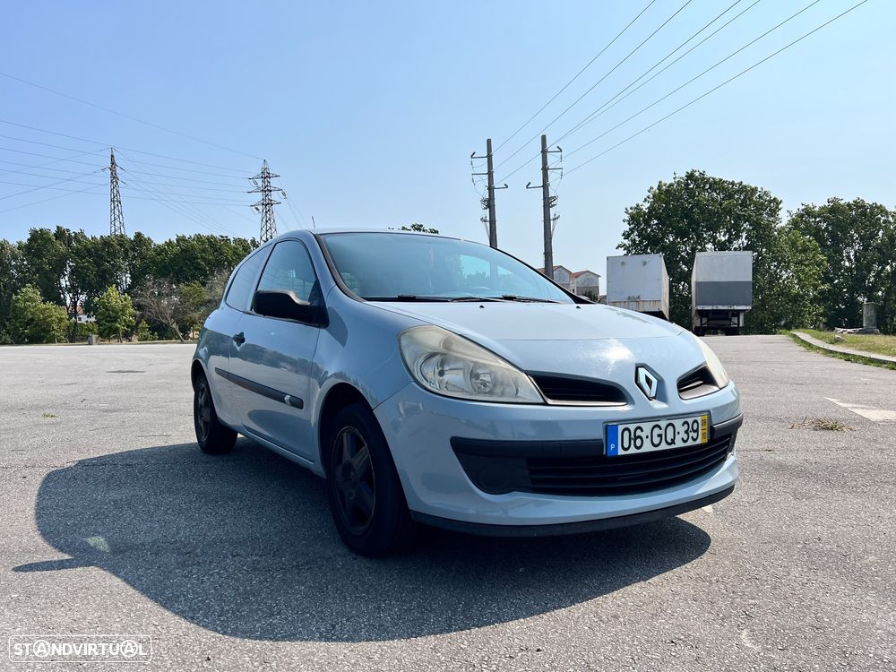 Renault Clio 1.5 dCi Dynamique S - 3
