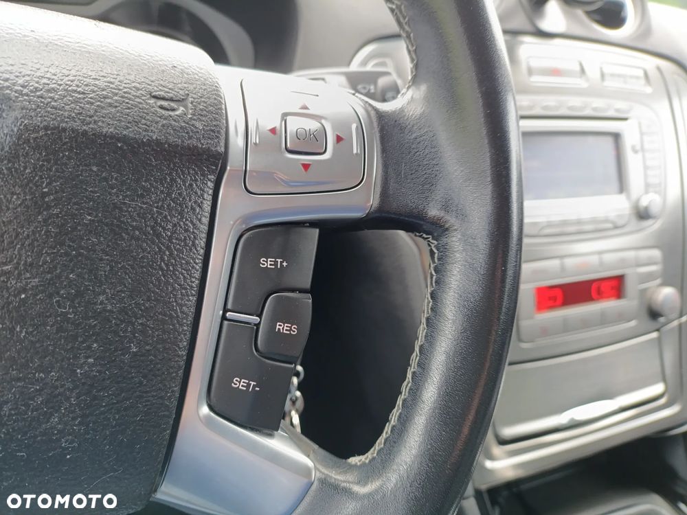 Ford Mondeo 2.0 TDCi Titanium - 27
