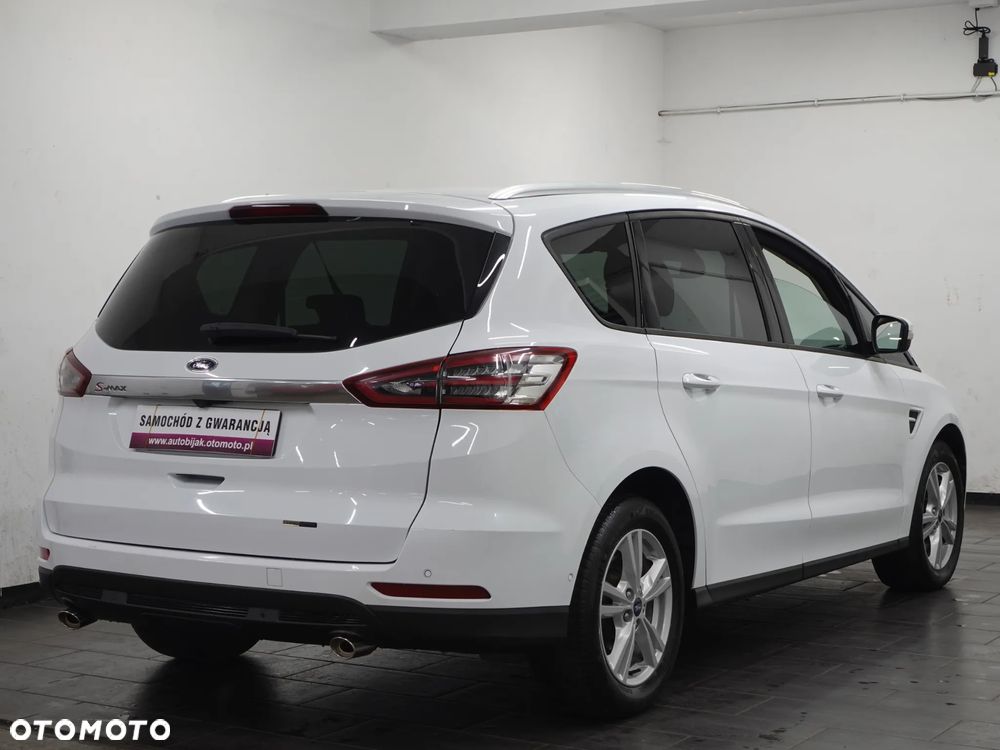 Ford S-Max - 8