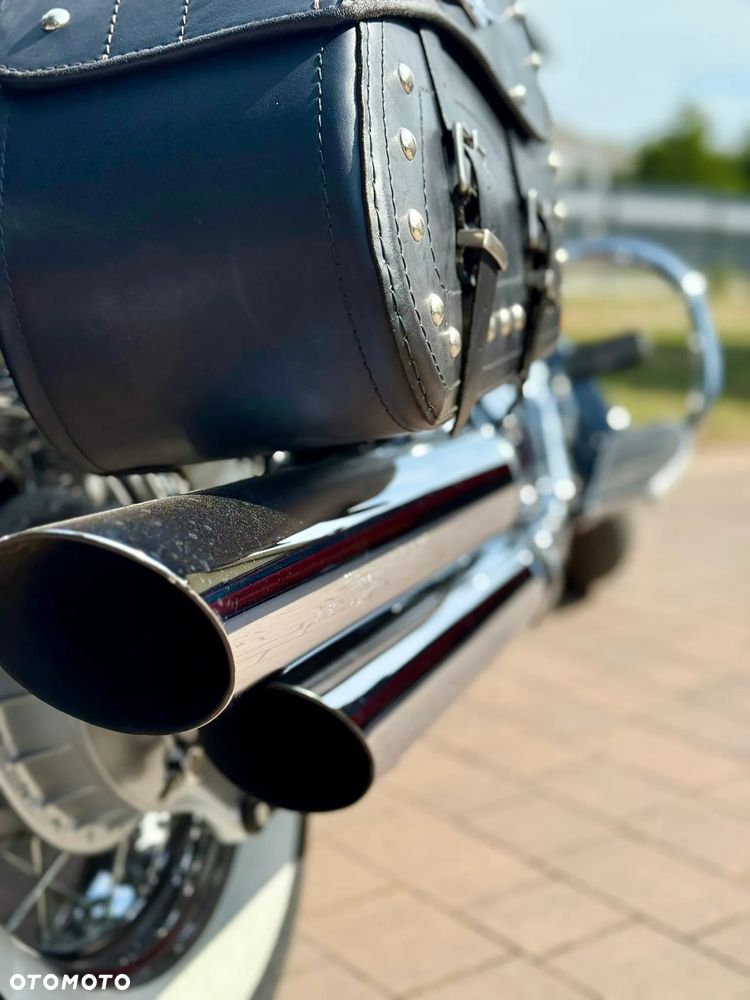 Suzuki VL 800 Volusia - Boulevard C50 - 13