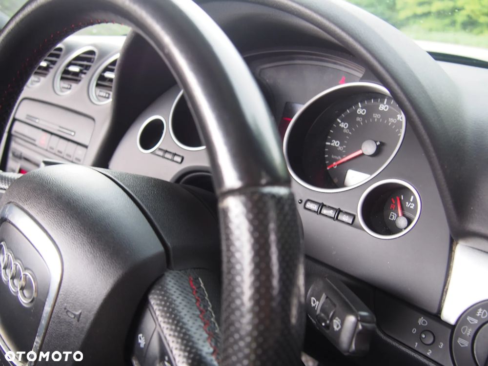 Audi A4 Cabrio 1.8T - 21