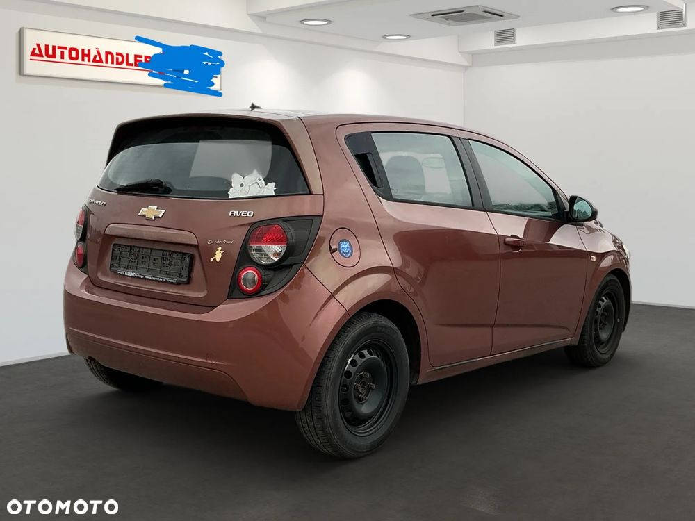 Chevrolet Aveo 1.2 LT+ - 23