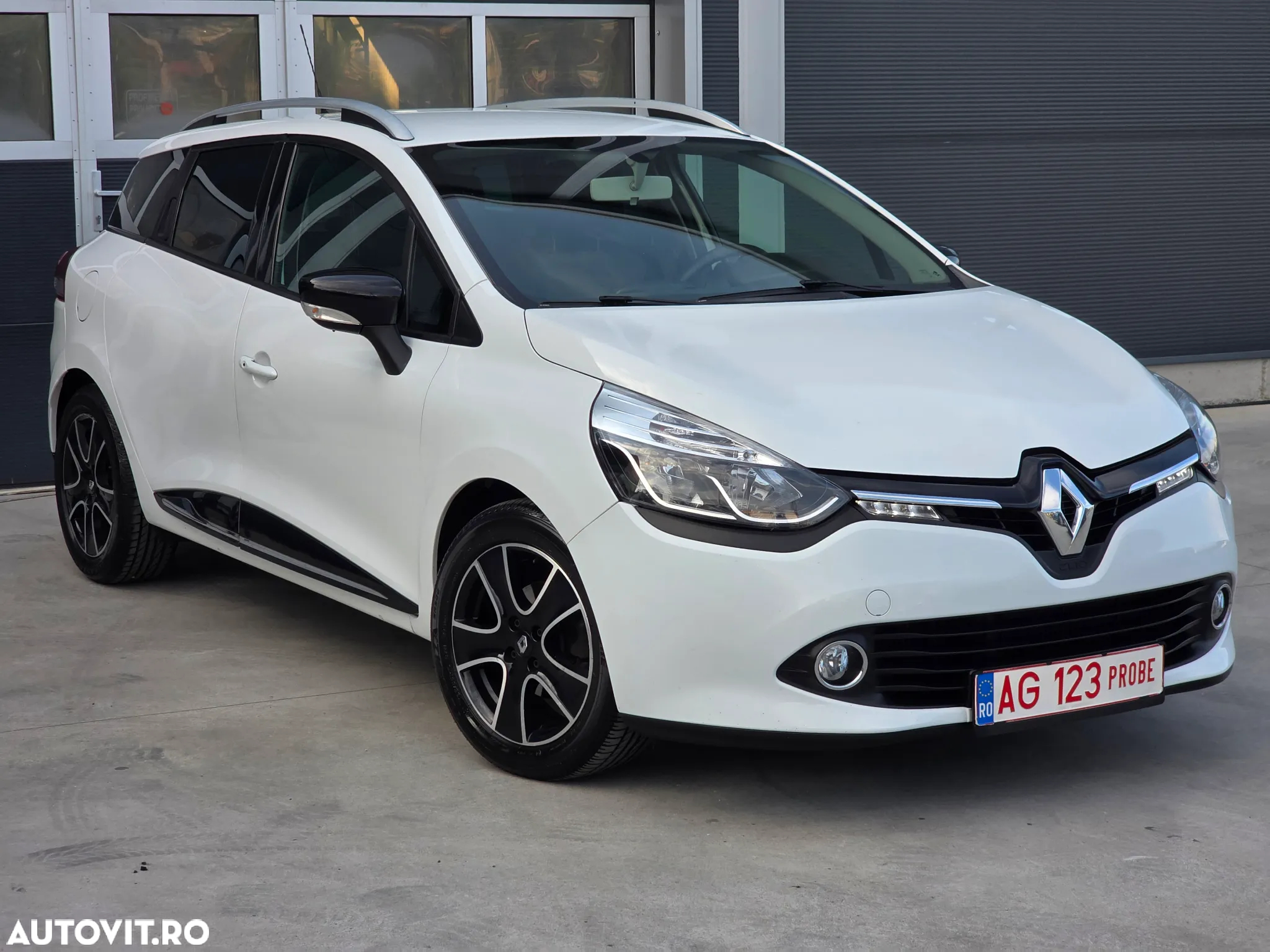 Renault Clio dCi 90 Dynamique - 3