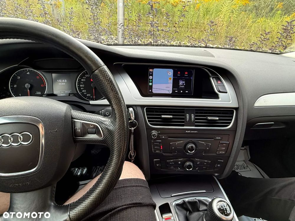 Audi A4 Avant 2.0 TDI - 8