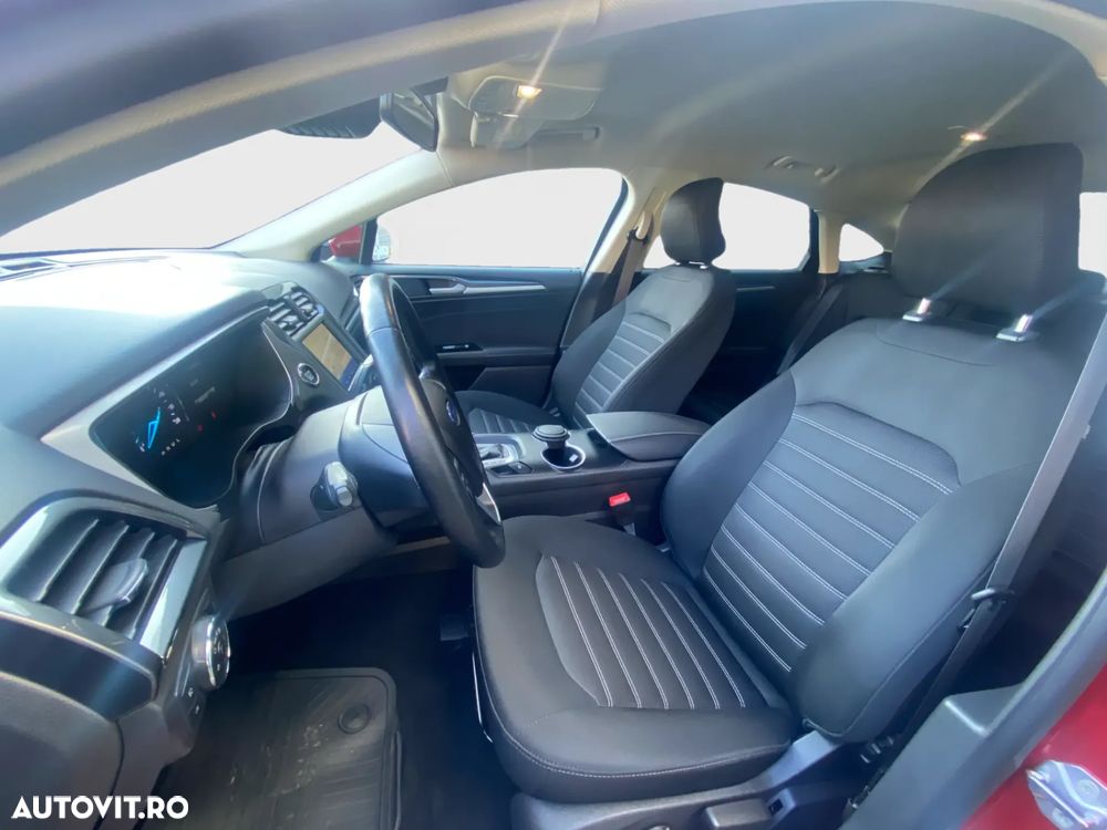 Ford Mondeo 2.0 HEV Trend - 5