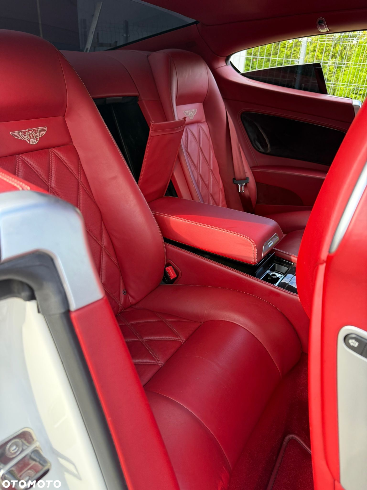 Bentley Continental GT GTC - 11