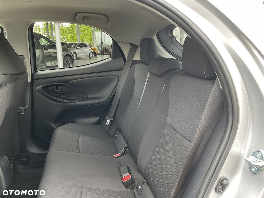 Toyota Yaris Hybrid 1.5 Style - 14