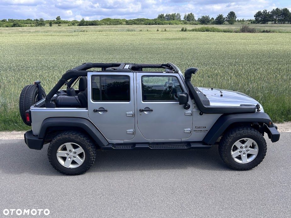 Jeep Wrangler - 1