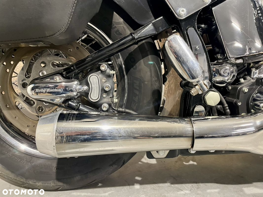 Harley-Davidson Softail Deluxe - 11
