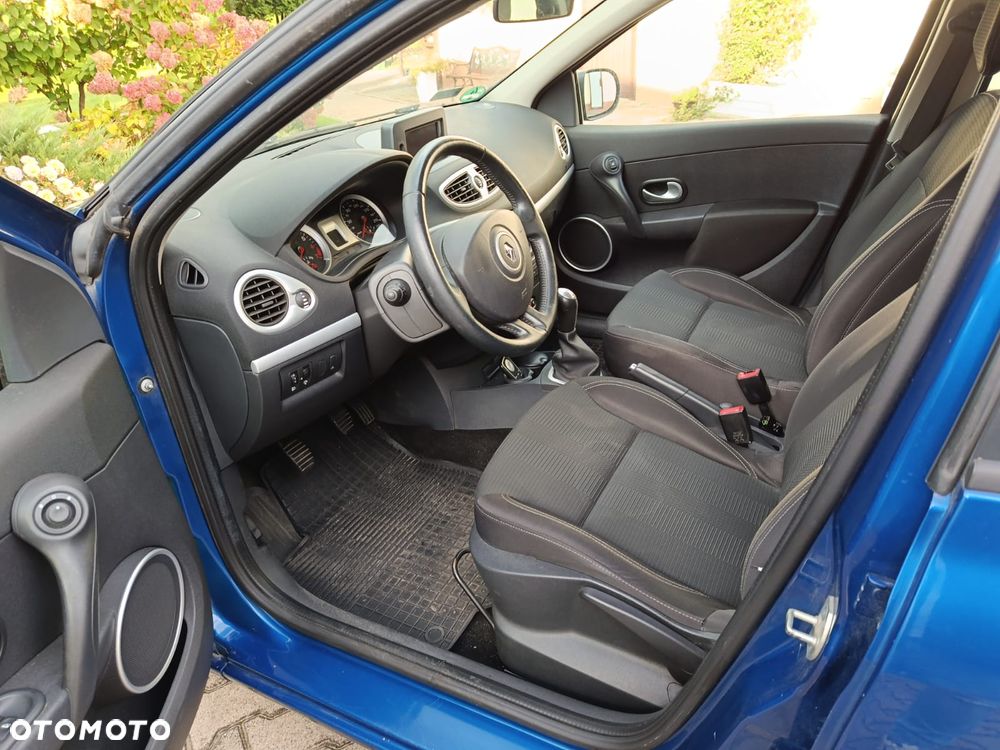 Renault Clio - 5