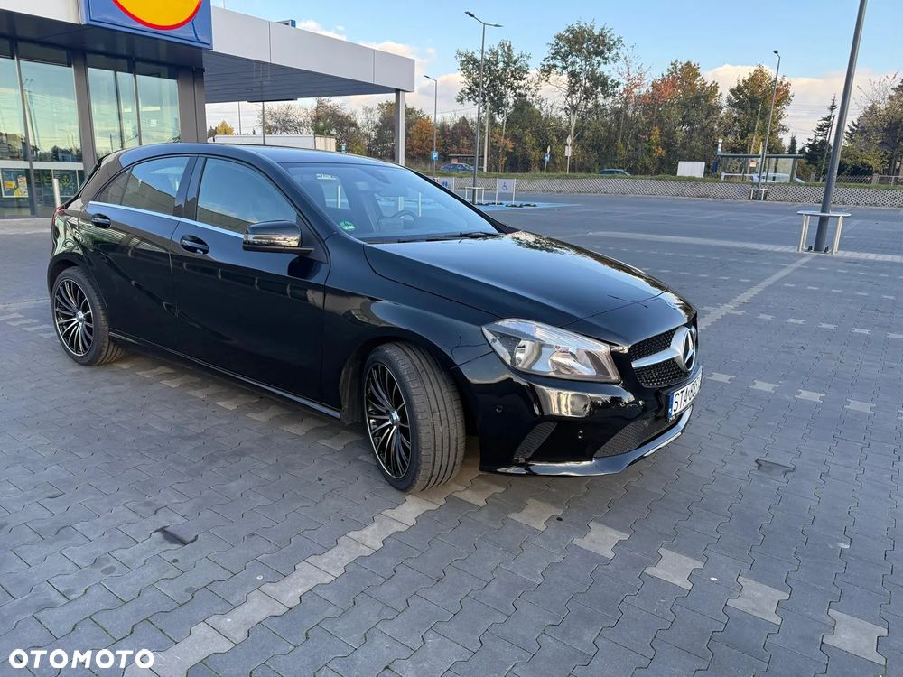 Mercedes-Benz Klasa A 180 (BlueEFFICIENCY) 7G-DCT Urban - 4