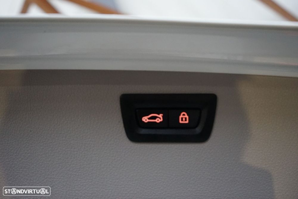 BMW 320 d Touring Line Sport - 47