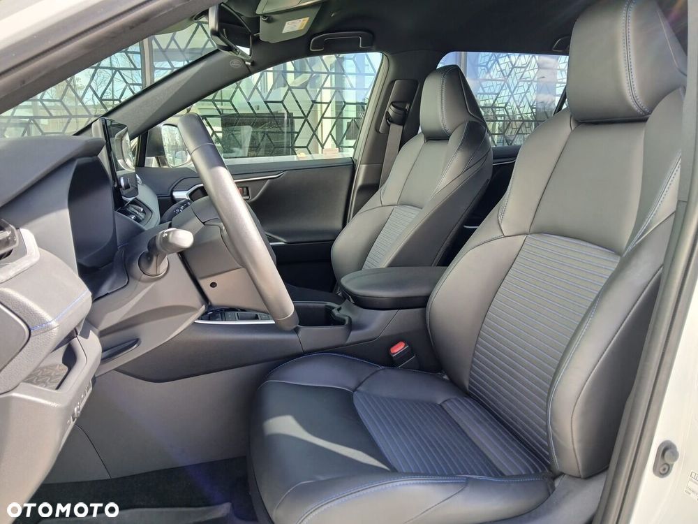 Toyota RAV4 2.5 Hybrid Selection 4x2 - 6