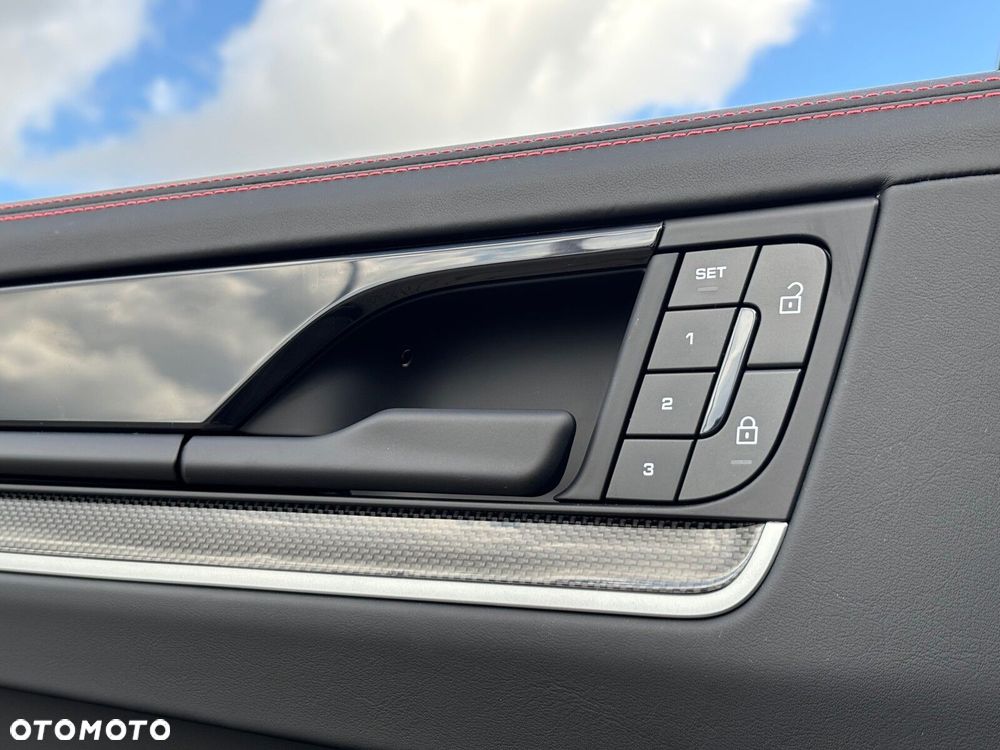 Porsche Cayenne - 23