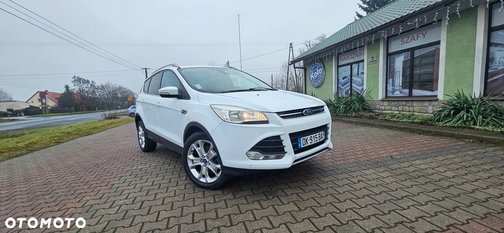 Ford Kuga 2.0 TDCi 2x4 Titanium - 10