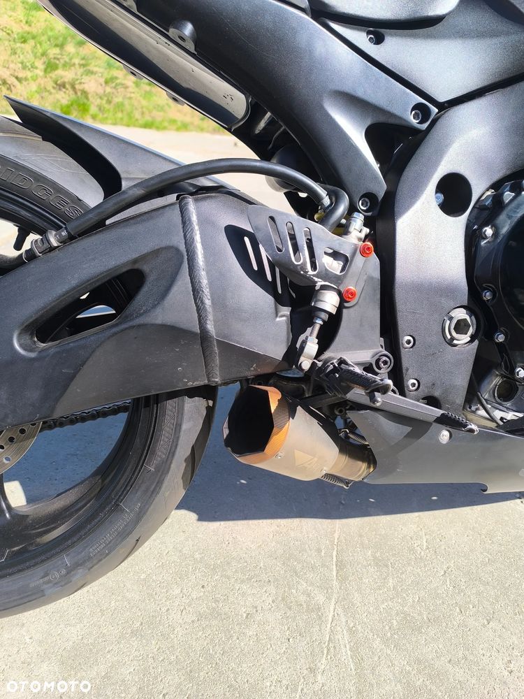 Suzuki GSX-R - 8