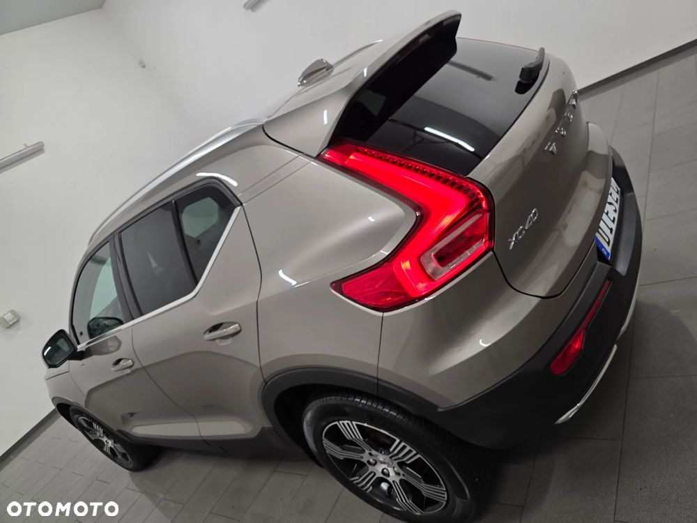 Volvo XC 40 D4 AWD Geartronic Inscription - 34