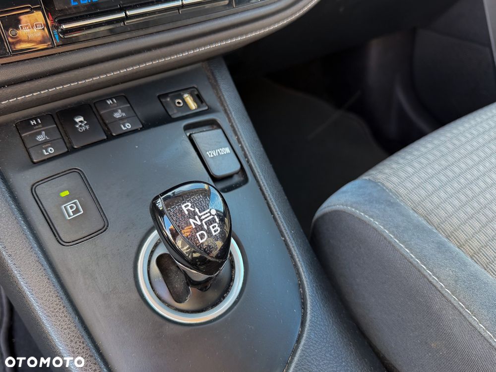 Toyota Auris Hybrid 135 Selection - 10