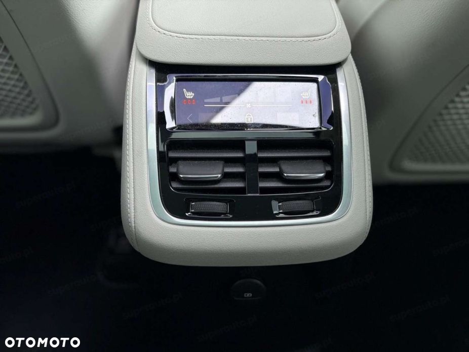 Volvo XC 90 - 19