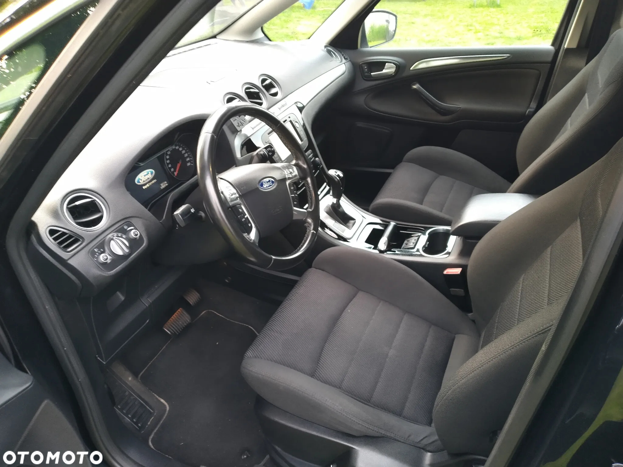 Ford S-Max - 10