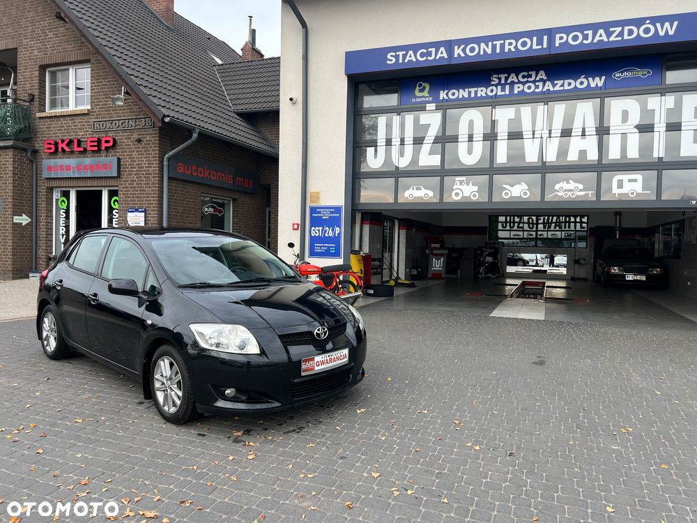 Toyota Auris - 2