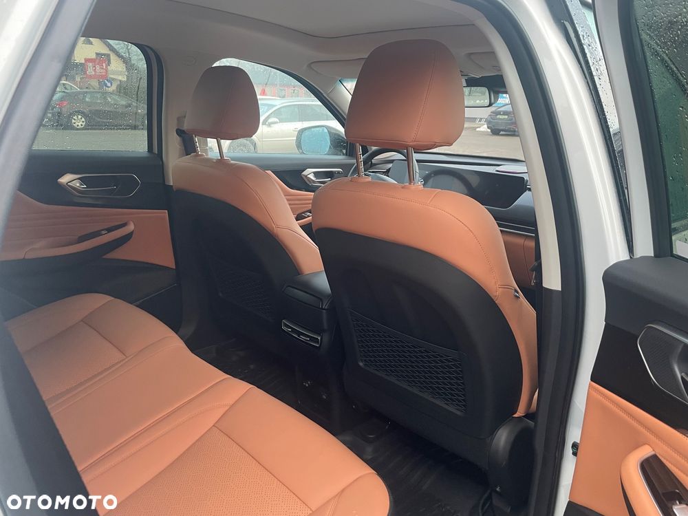 BAIC 7 1.5T Luxury Plus DCT - 1