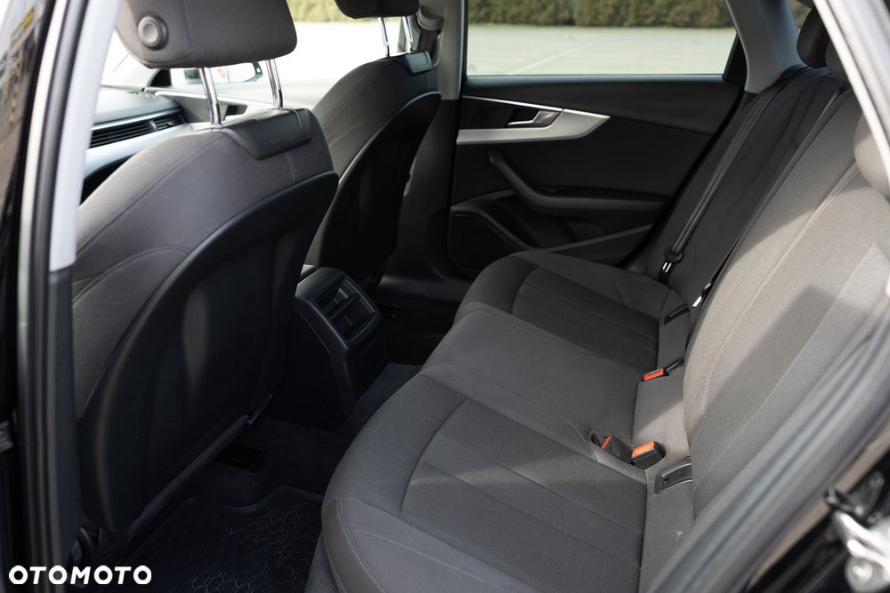 Audi A4 Limousine 2.0 TDI Sport S tronic - 8