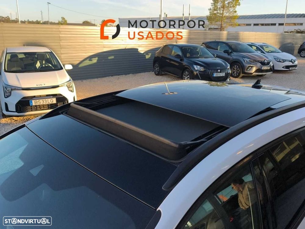 Ford Focus SW 1.0 EcoBoost ST-Line Aut. - 28