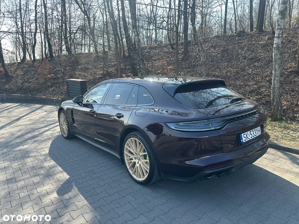 Porsche Panamera 4 E-Hybrid Platinum Edition - 3