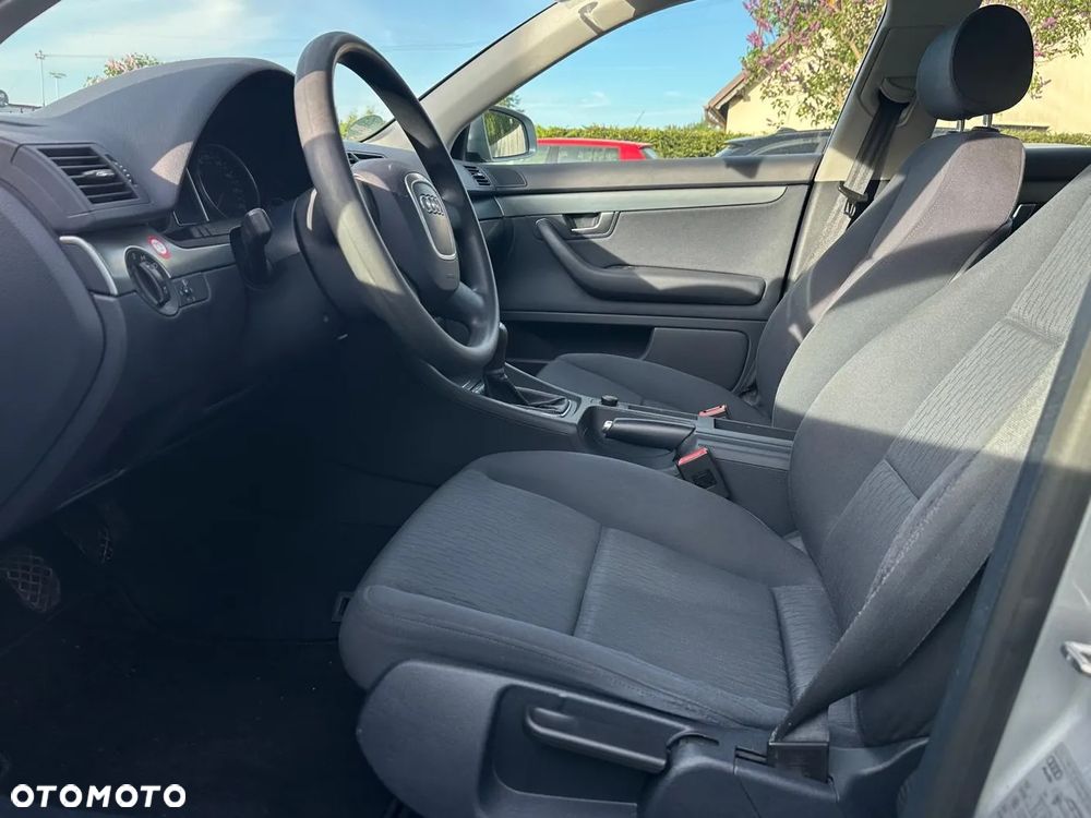 Audi A4 Avant 1.6 - 12