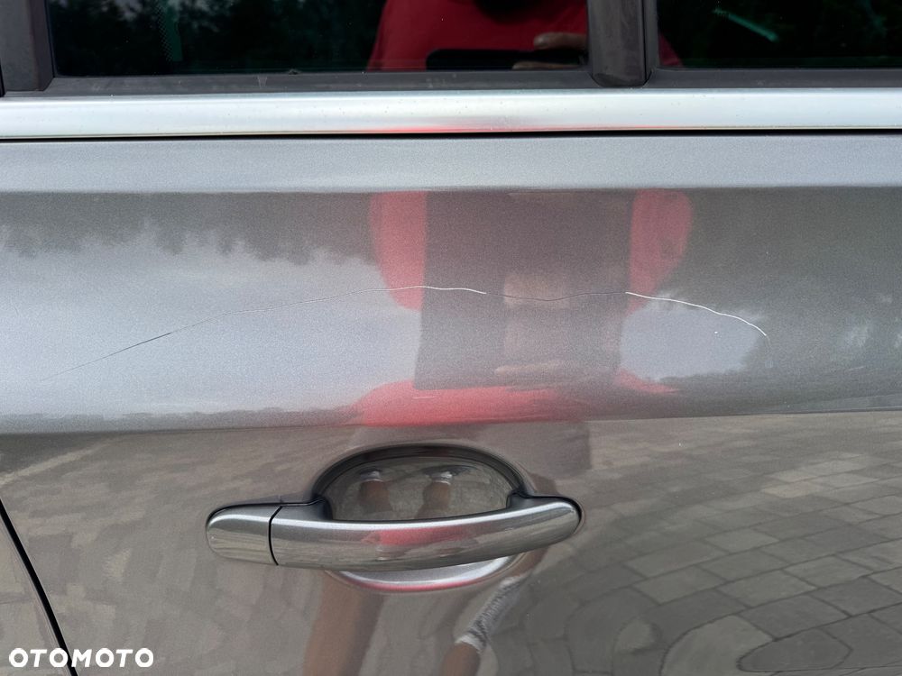 Volkswagen Tiguan 2.0 TDI BlueMot Trend&Fun - 14