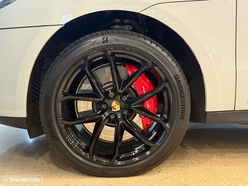 Porsche Macan GTS PDK - 26