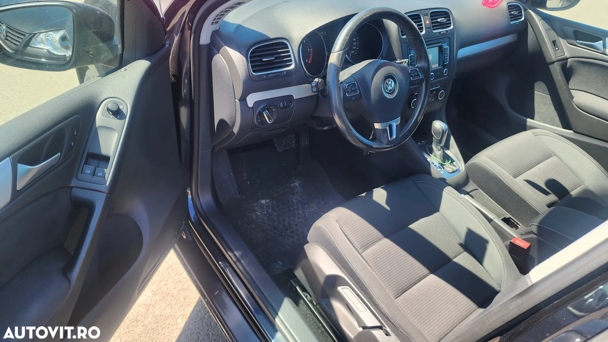Volkswagen Golf 2.0 TDI DPF DSG Comfortline - 11